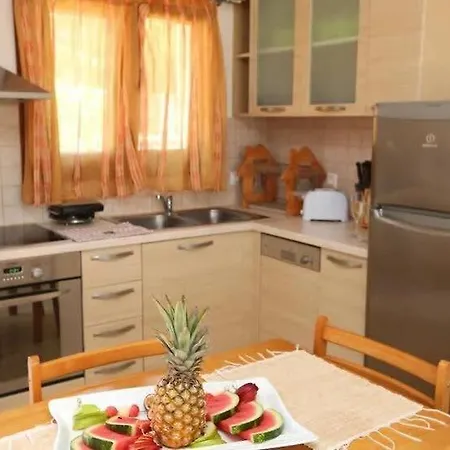 Dreamy Jasmine With Private Pool In Skiathos Villa