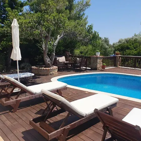 Dreamy Jasmine With Private Pool In Skiathos Troulos